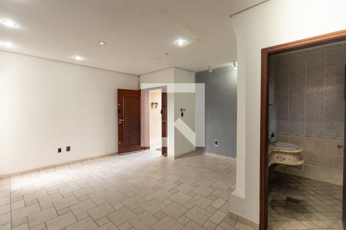 Casa à Venda - Jardim Chapadão, 4 Quartos,  180 m2 em , Campinas - sp | SoloBR