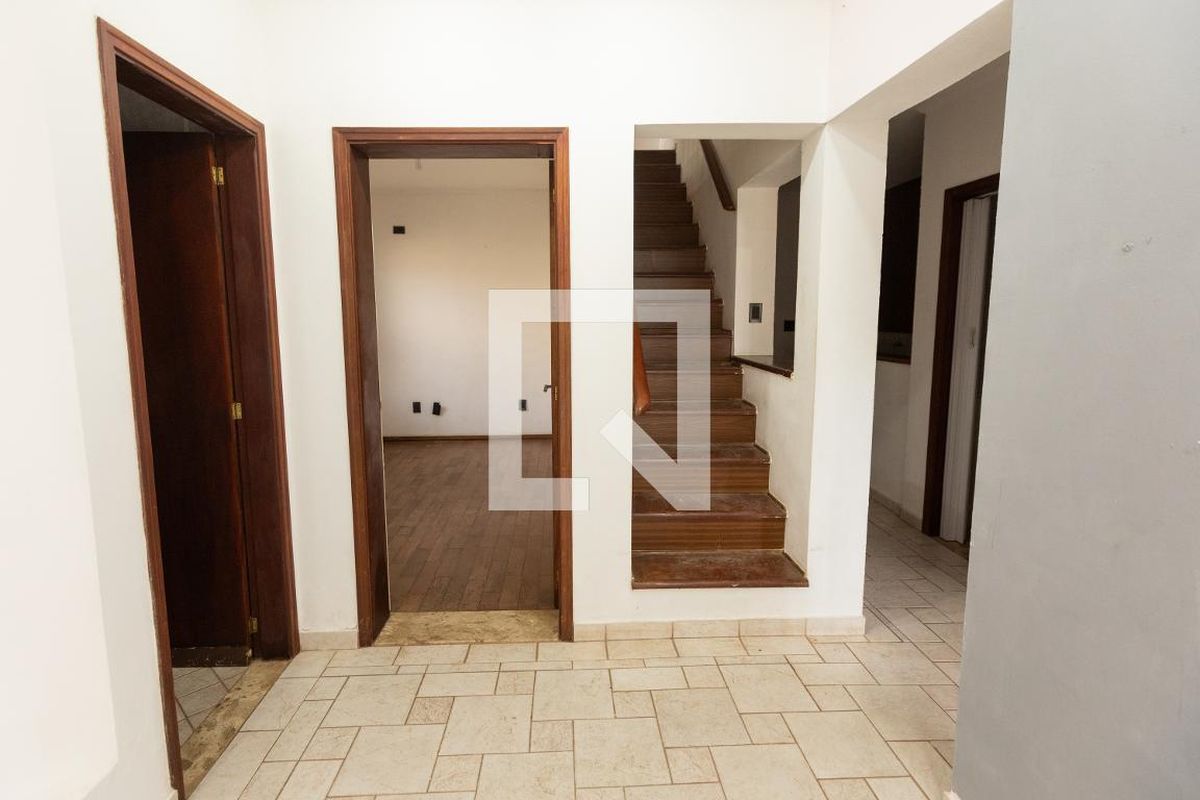 Casa à Venda - Jardim Chapadão, 4 Quartos,  180 m2 em , Campinas - sp | SoloBR