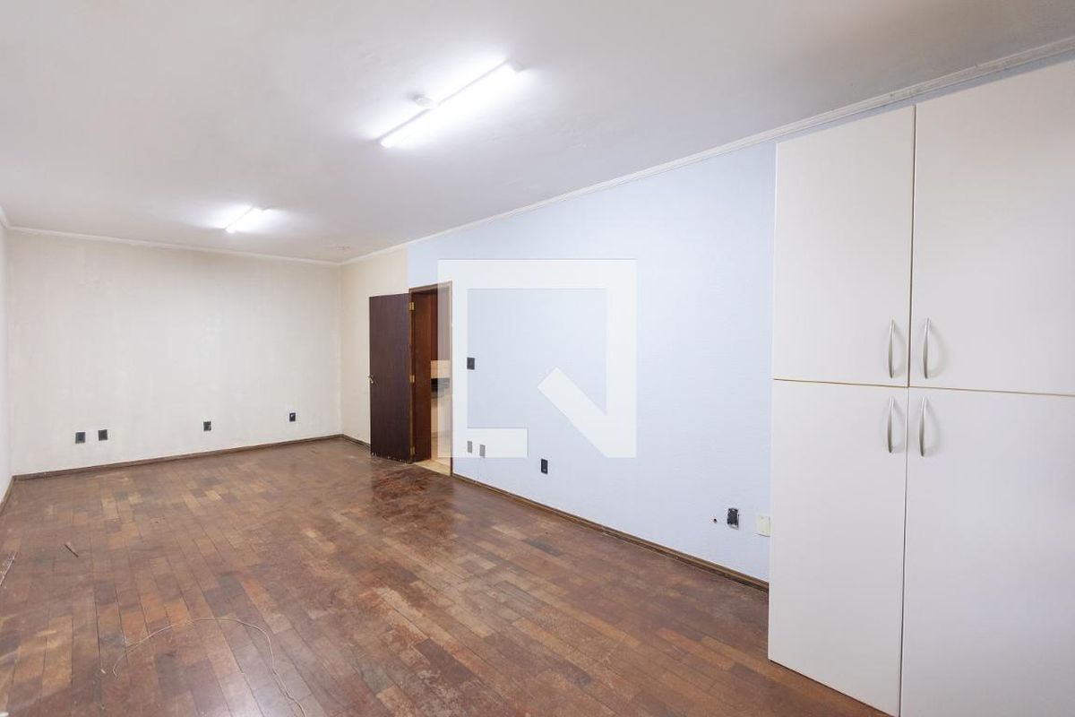 Casa à Venda - Jardim Chapadão, 4 Quartos,  180 m2 em , Campinas - sp | SoloBR