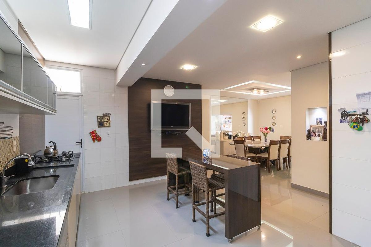Casa à Venda - Taquaral, 3 Quartos,  160 m2 em , Campinas - sp | SoloBR