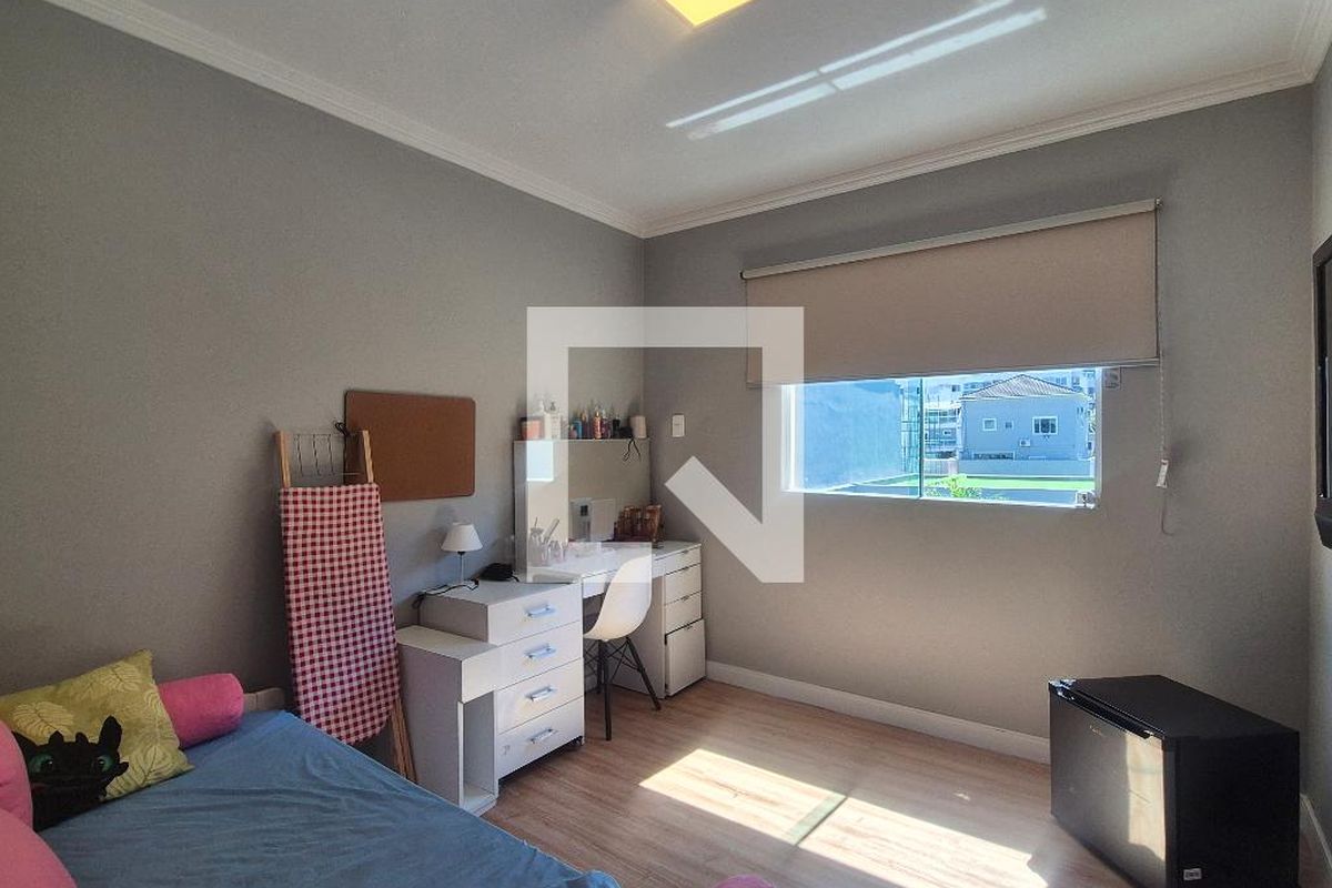 Casa, 3 quartos, 195 m² - Foto 38