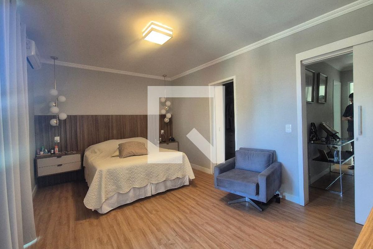 Casa, 3 quartos, 195 m² - Foto 60
