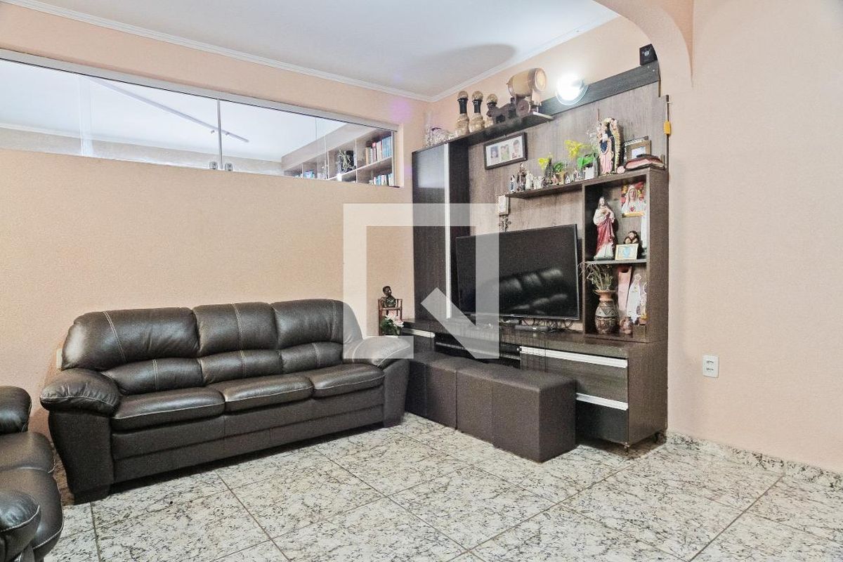 Casa, 3 quartos, 209 m² - Foto 4