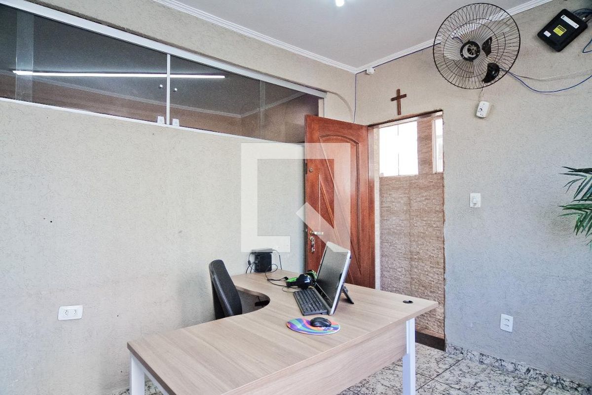 Casa, 3 quartos, 209 m² - Foto 24