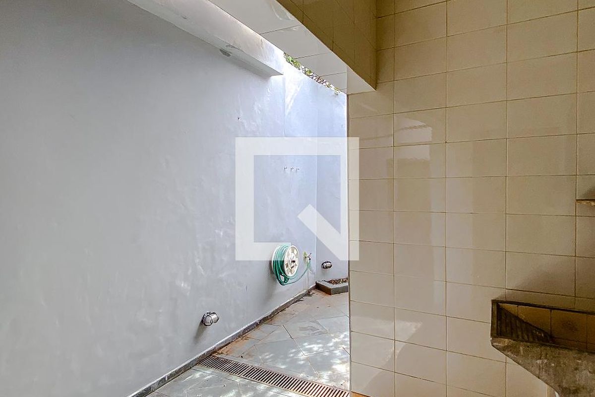 Casa, 2 quartos, 180 m² - Foto 64