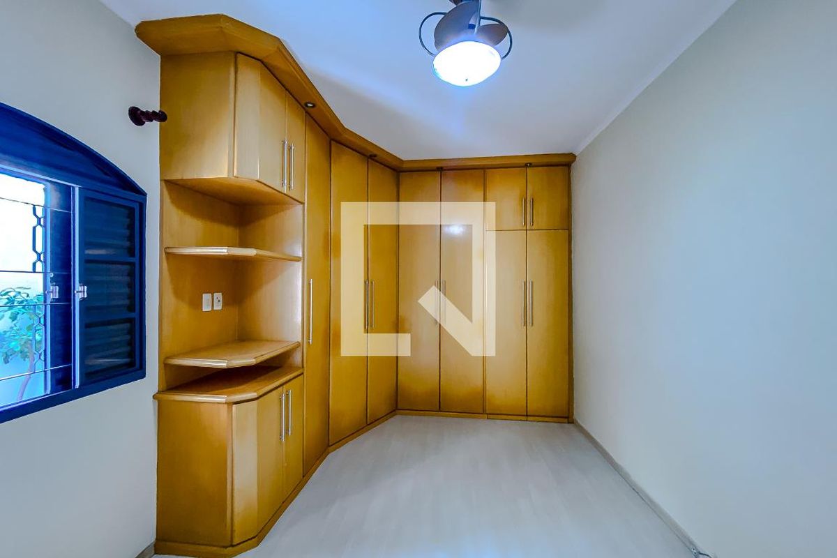 Casa, 2 quartos, 180 m² - Foto 22