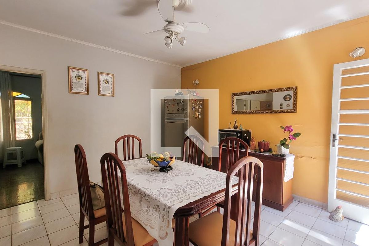Casa à Venda - Barão Geraldo - Centro, 3 Quartos,  158 m2 em , Campinas - sp | SoloBR