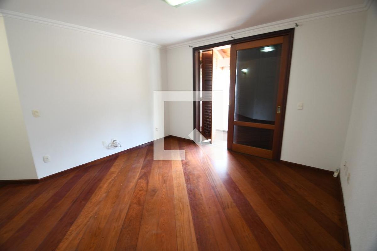 Casa à Venda - Lot. Alphaville Campinas, 4 Quartos,  604 m2 em , Campinas - sp | SoloBR