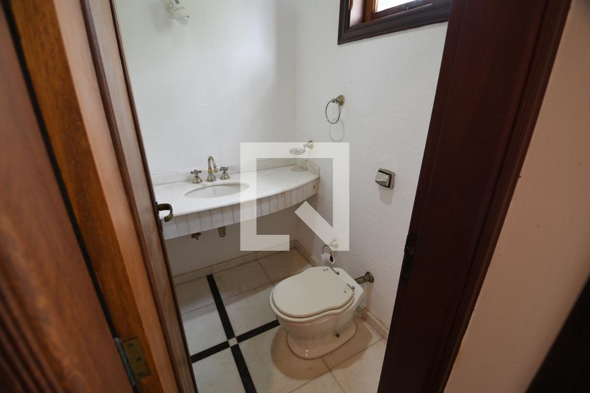 Casa à Venda - Lot. Alphaville Campinas, 4 Quartos,  604 m2 em , Campinas - sp | SoloBR
