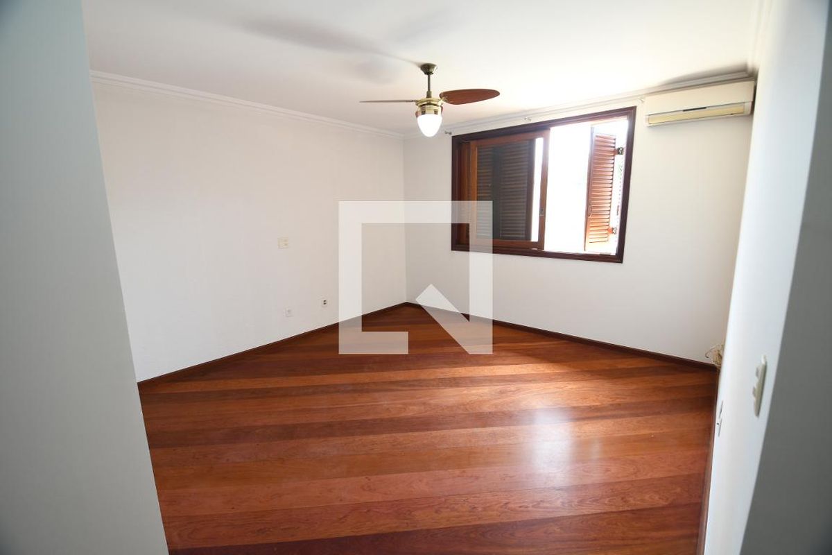 Casa à Venda - Lot. Alphaville Campinas, 4 Quartos,  604 m2 em , Campinas - sp | SoloBR