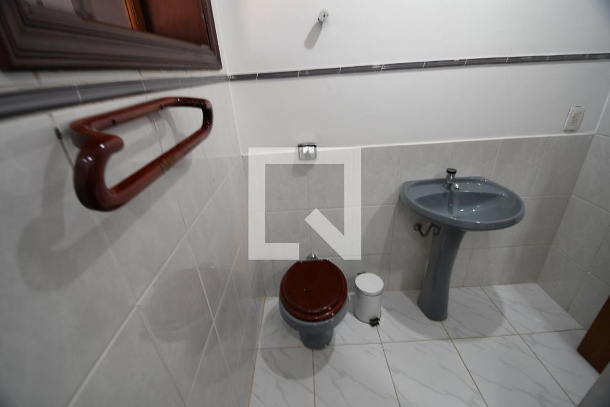 Casa à Venda - Lot. Alphaville Campinas, 4 Quartos,  604 m2 em , Campinas - sp | SoloBR