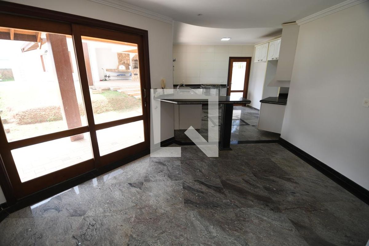 Casa à Venda - Lot. Alphaville Campinas, 4 Quartos,  604 m2 em , Campinas - sp | SoloBR