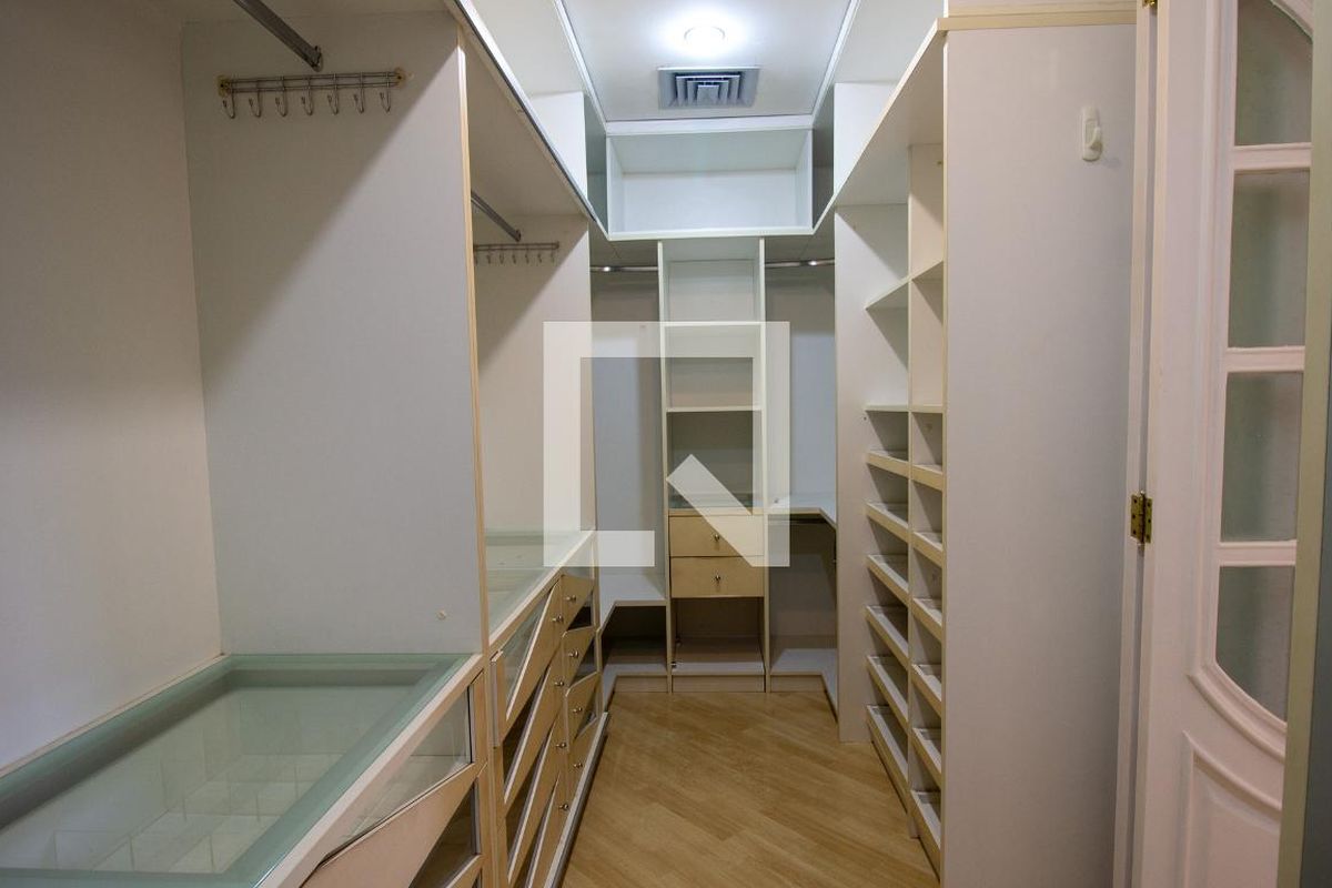 Casa, 4 quartos, 600 m² - Foto 48
