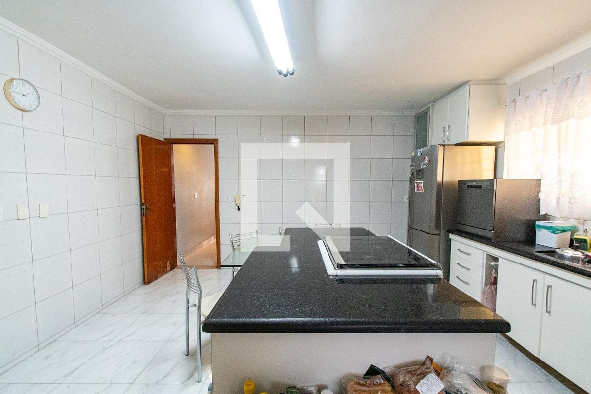 Casa, 3 quartos, 270 m² - Foto 97