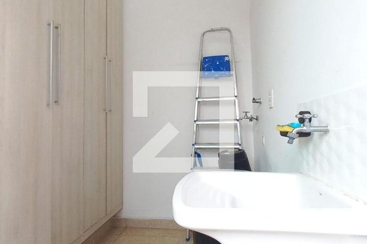 Casa à Venda - Swiss Park, 5 Quartos,  560 m2 em , Campinas - sp | SoloBR