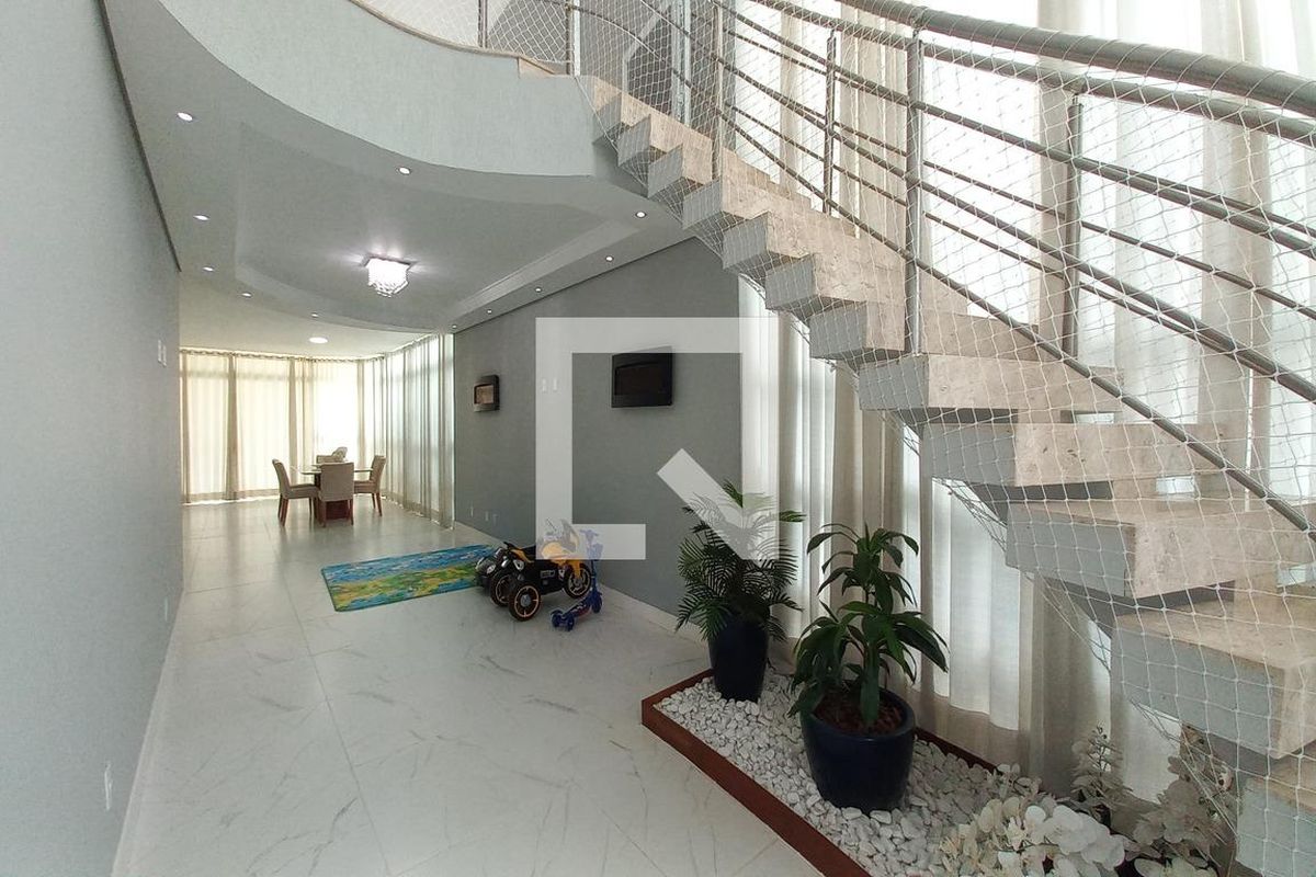 Casa à Venda - Swiss Park, 5 Quartos,  560 m2 em , Campinas - sp | SoloBR