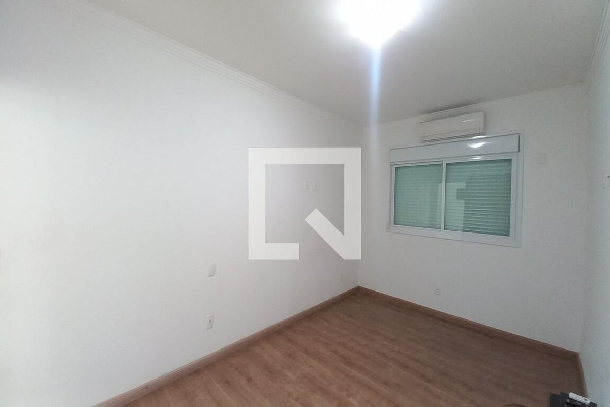 Casa à Venda - Swiss Park, 5 Quartos,  560 m2 em , Campinas - sp | SoloBR