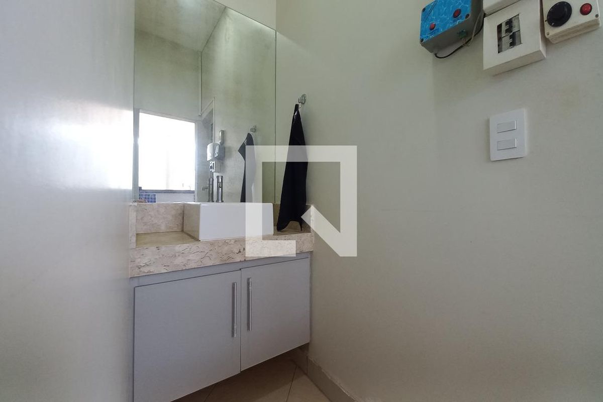 Casa à Venda - Swiss Park, 5 Quartos,  560 m2 em , Campinas - sp | SoloBR