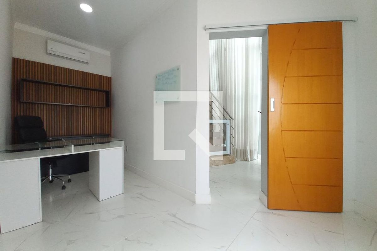 Casa à Venda - Swiss Park, 5 Quartos,  560 m2 em , Campinas - sp | SoloBR