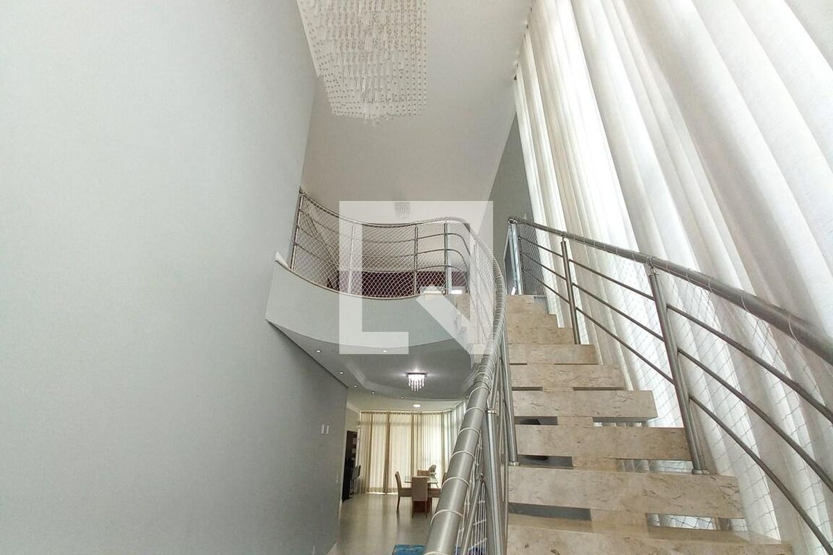 Casa à Venda - Swiss Park, 5 Quartos,  560 m2 em , Campinas - sp | SoloBR