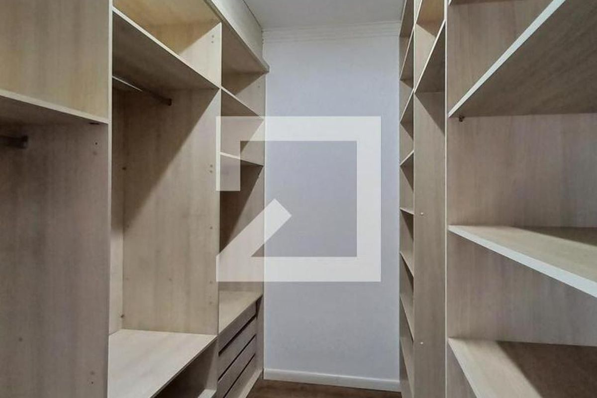 Casa à Venda - Swiss Park, 5 Quartos,  560 m2 em , Campinas - sp | SoloBR