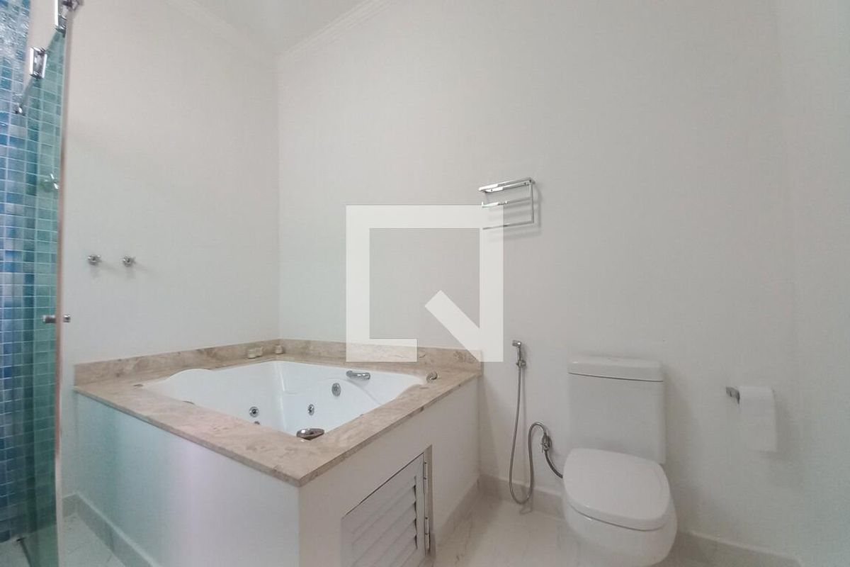 Casa à Venda - Swiss Park, 5 Quartos,  560 m2 em , Campinas - sp | SoloBR