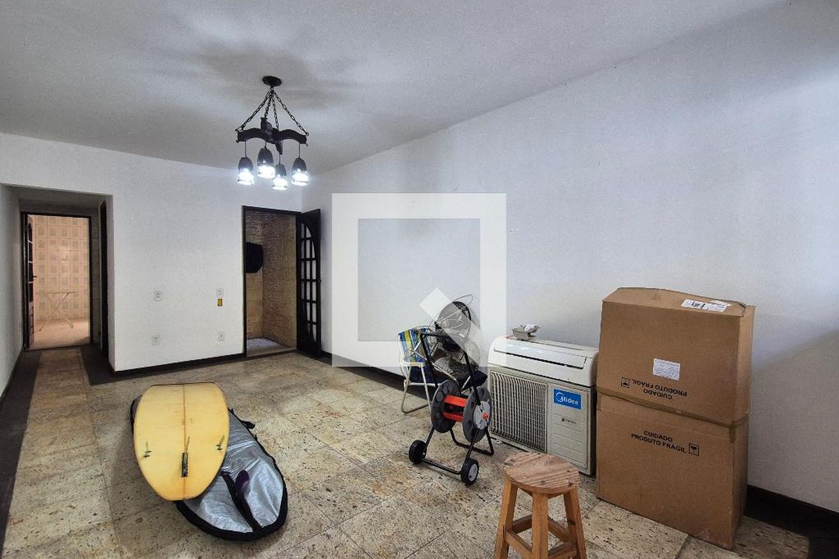 Casa, 3 quartos, 200 m² - Foto 2