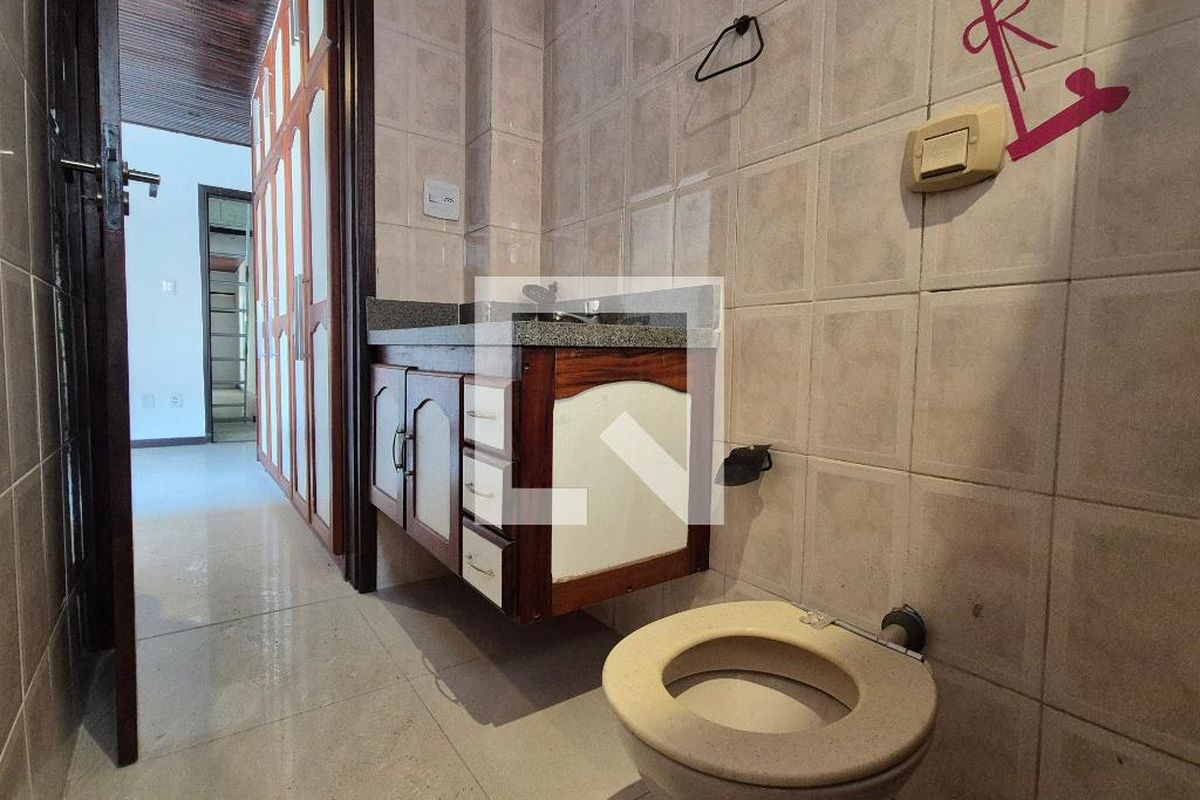 Casa, 3 quartos, 200 m² - Foto 26