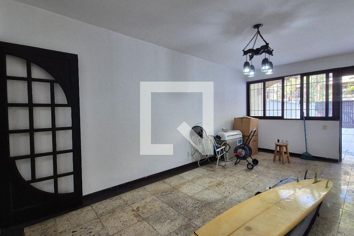 Casa, 3 quartos, 200 m² - Foto 4