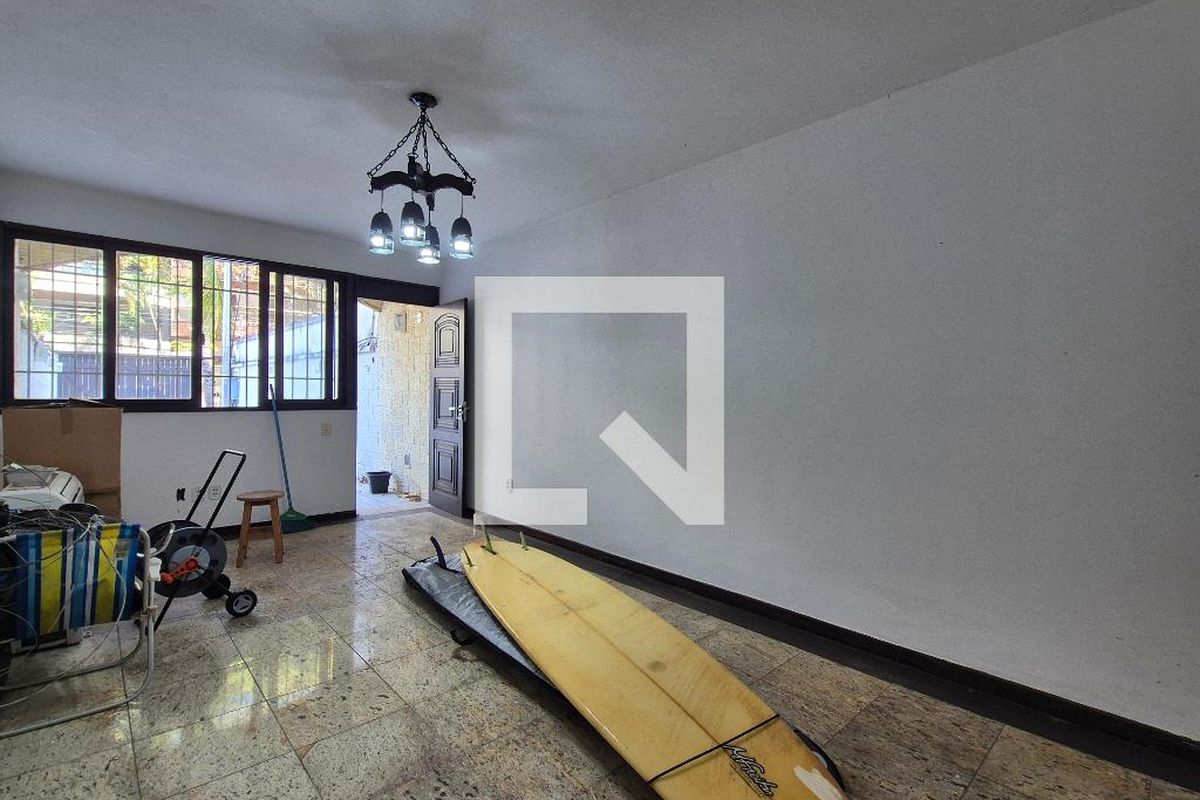 Casa, 3 quartos, 200 m² - Foto 8