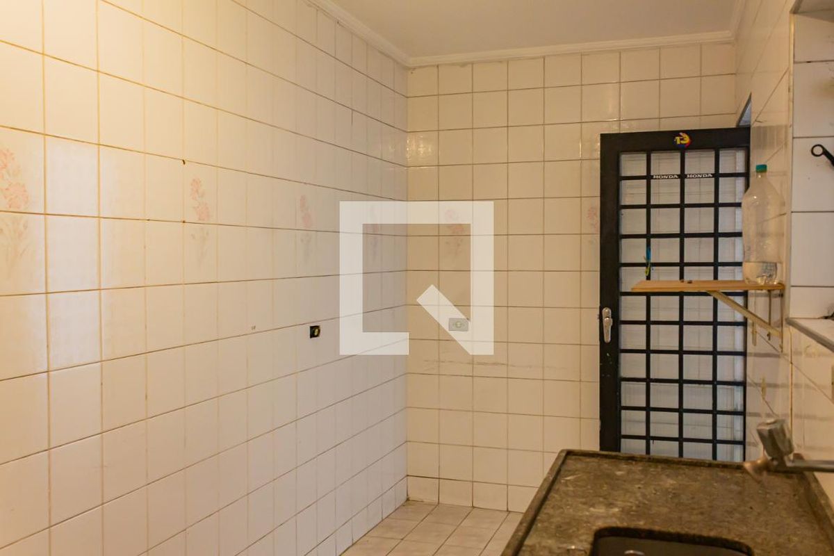 Casa, 1 quarto, 200 m² - Foto 49