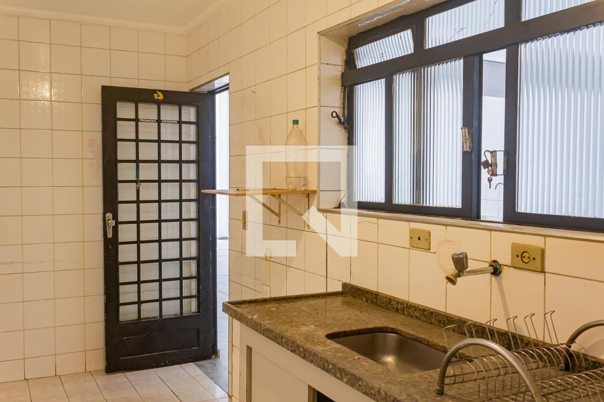 Casa, 1 quarto, 200 m² - Foto 47