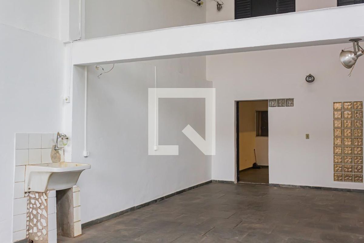 Casa, 1 quarto, 200 m² - Foto 57