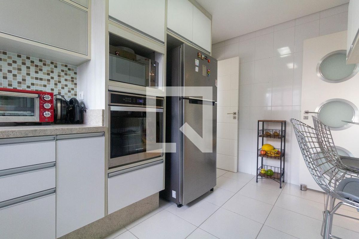Apartamento, 3 quartos, 134 m² - Foto 132