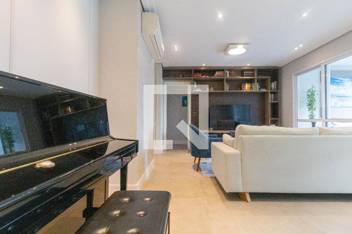 Apartamento, 3 quartos, 134 m² - Foto 2