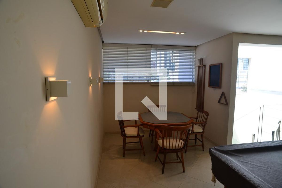 Casa, 5 quartos, 1370 m² - Foto 44