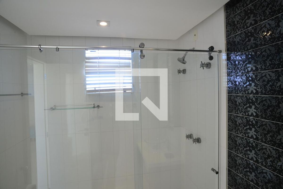 Casa, 5 quartos, 1370 m² - Foto 176