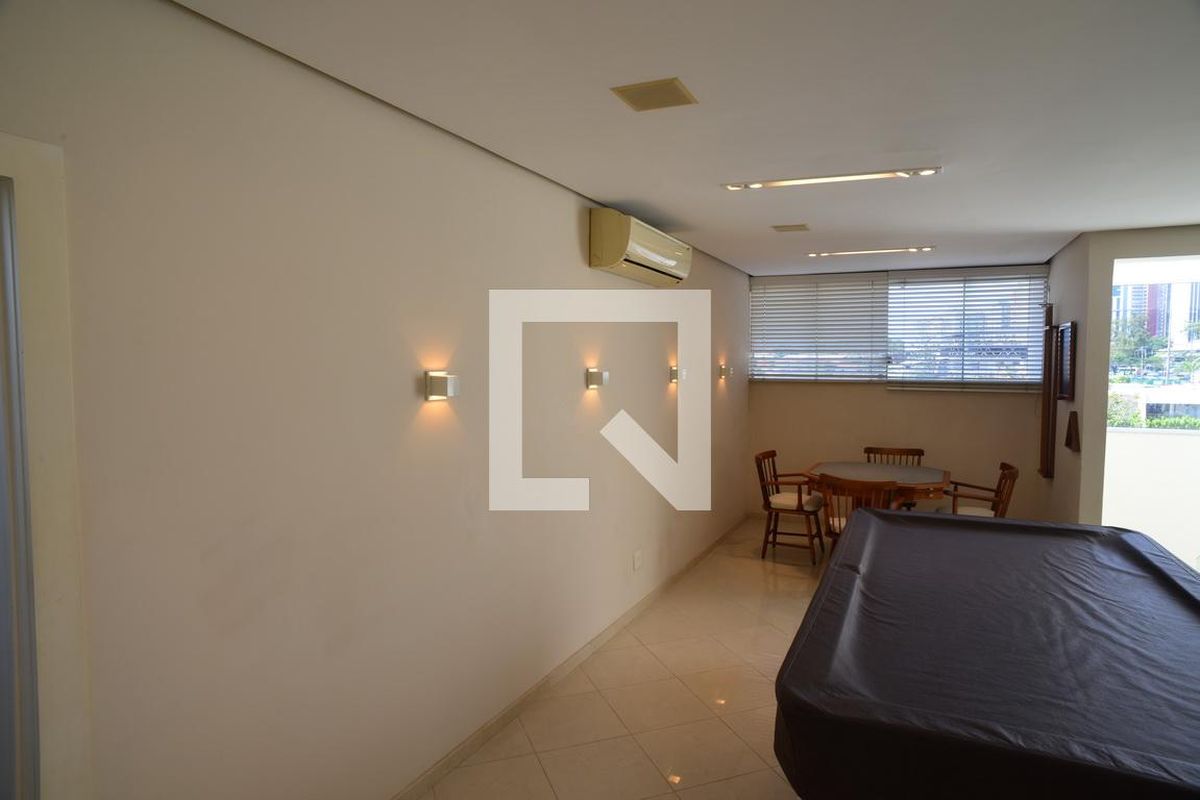 Casa, 5 quartos, 1370 m² - Foto 38
