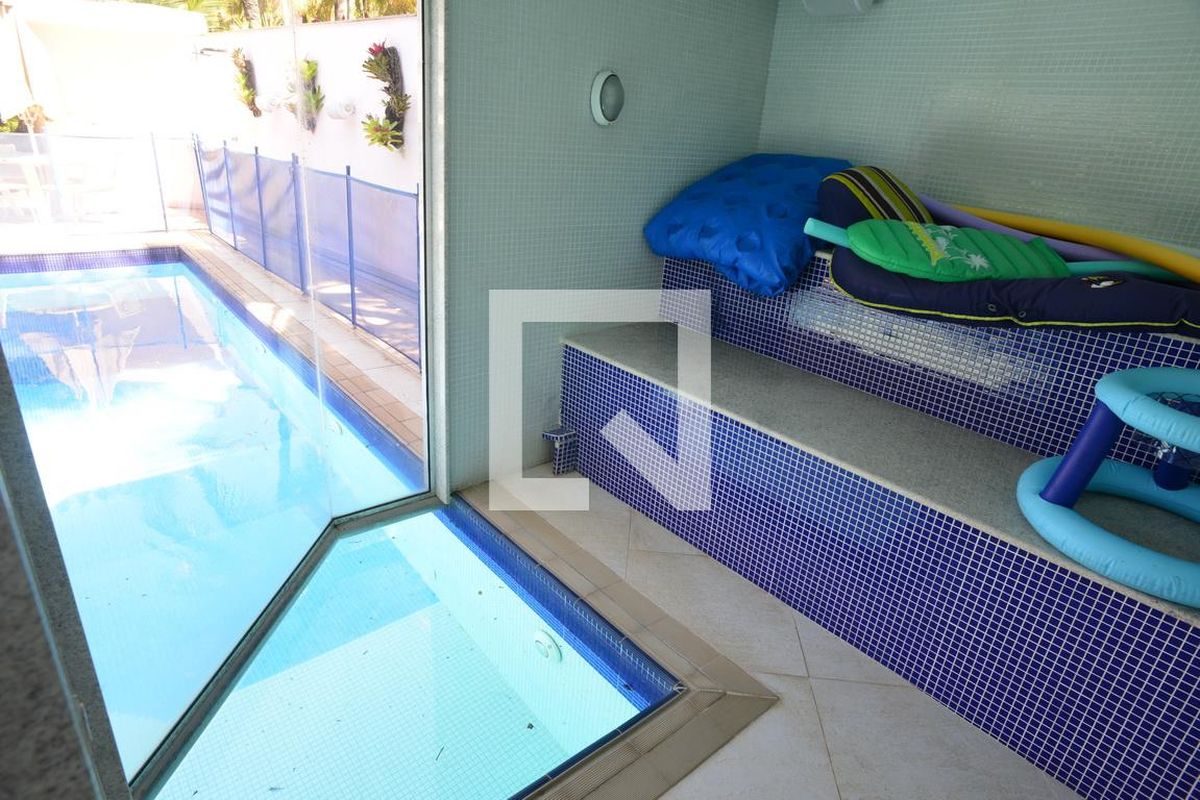 Casa, 5 quartos, 1370 m² - Foto 244