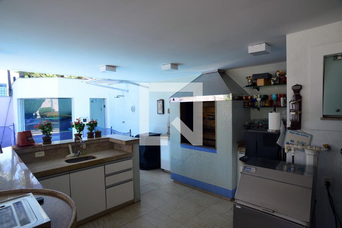 Casa, 5 quartos, 1370 m² - Foto 236