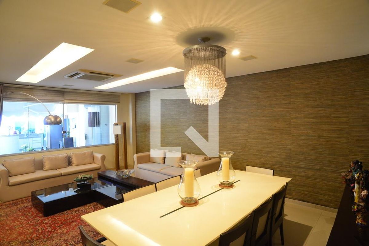 Casa, 5 quartos, 1370 m² - Foto 2