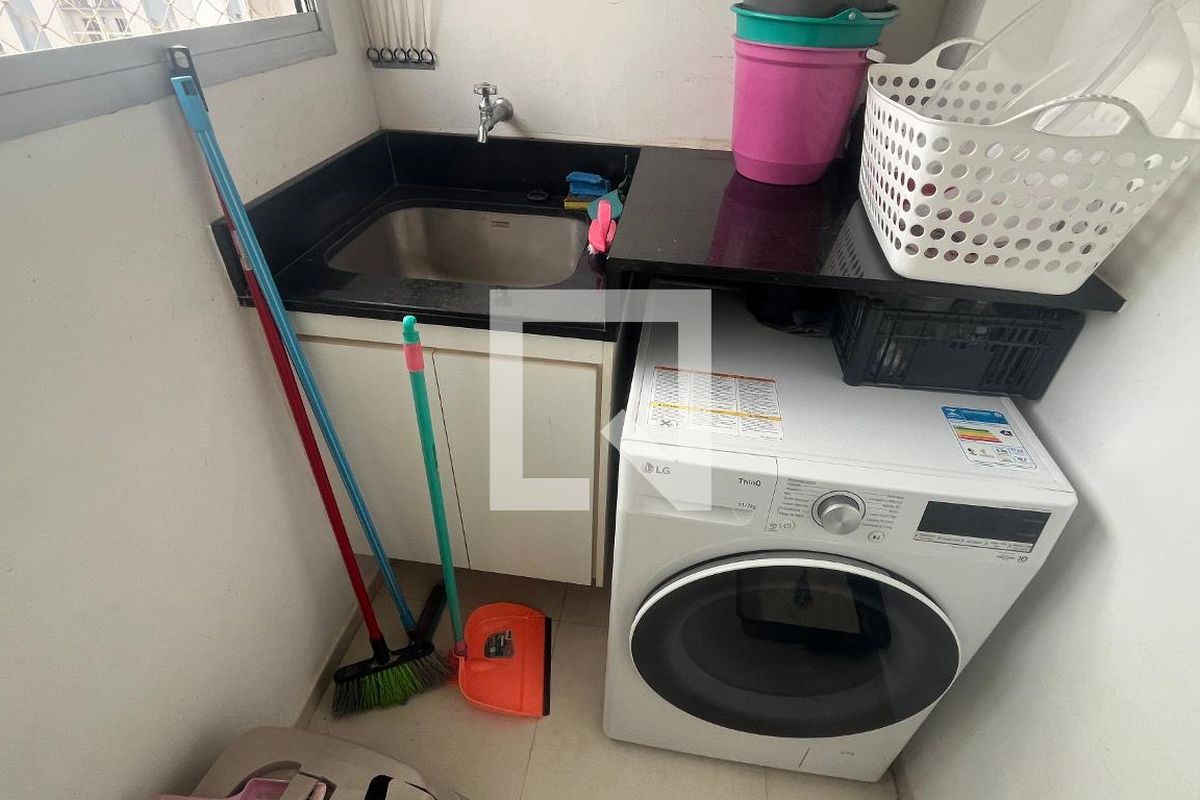 Apartamento à Venda - Taquaral, 1 Quarto,  57 m2 em , Campinas - sp | SoloBR