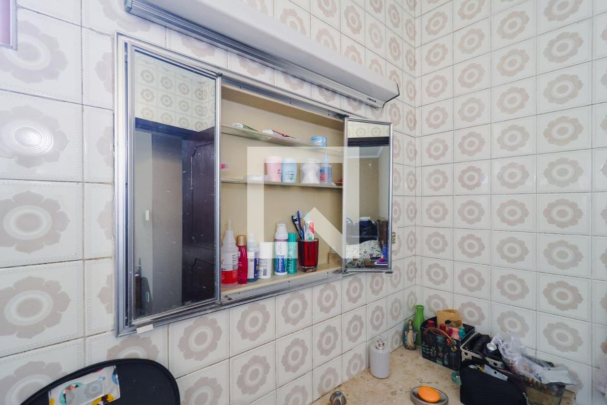 Casa, 3 quartos, 310 m² - Foto 56