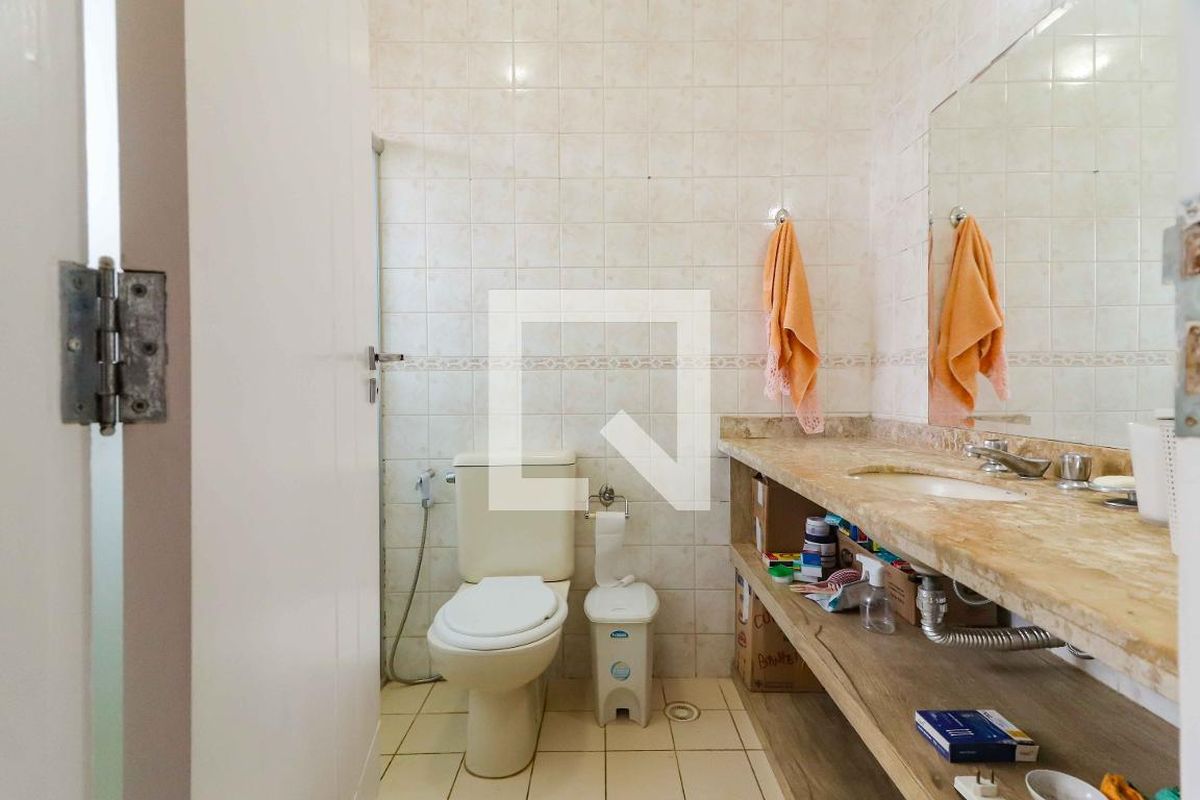 Casa, 3 quartos, 283 m² - Foto 44