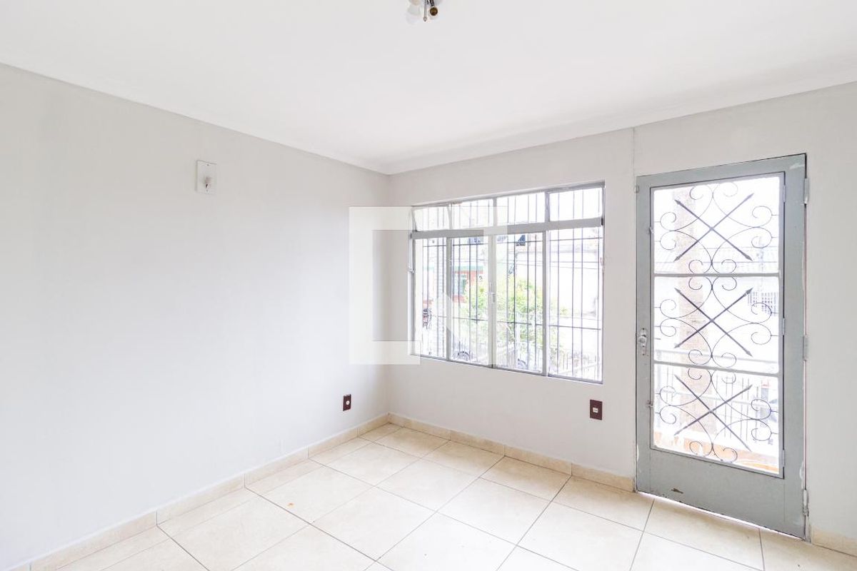 Casa, 3 quartos, 207 m² - Foto 2