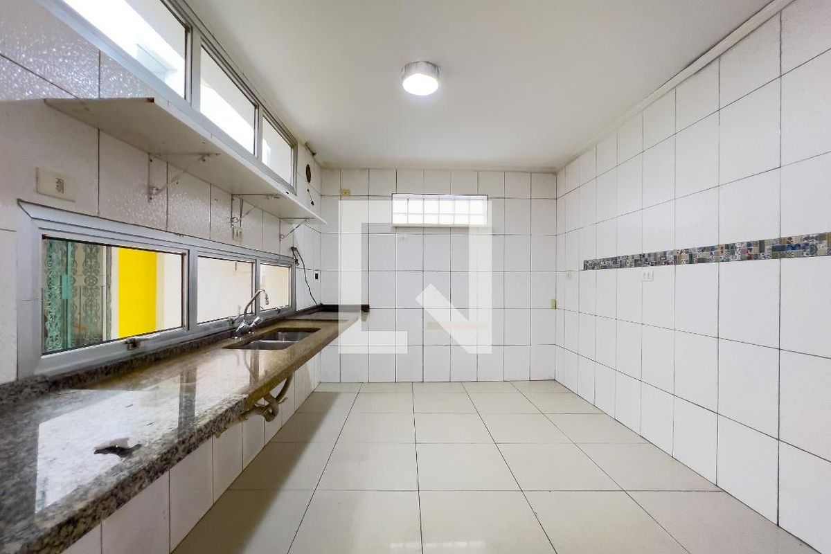 Casa, 4 quartos, 360 m² - Foto 14