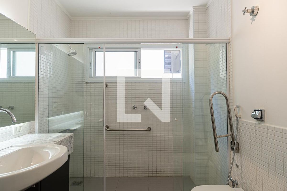 Apartamento, 3 quartos, 228 m² - Foto 73