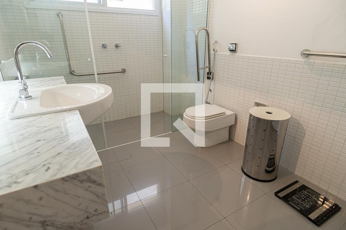 Apartamento, 3 quartos, 228 m² - Foto 79