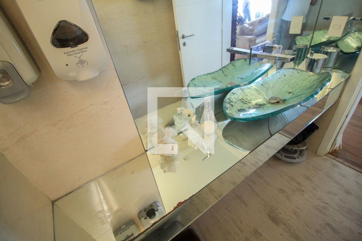 Apartamento, 3 quartos, 210 m² - Foto 17