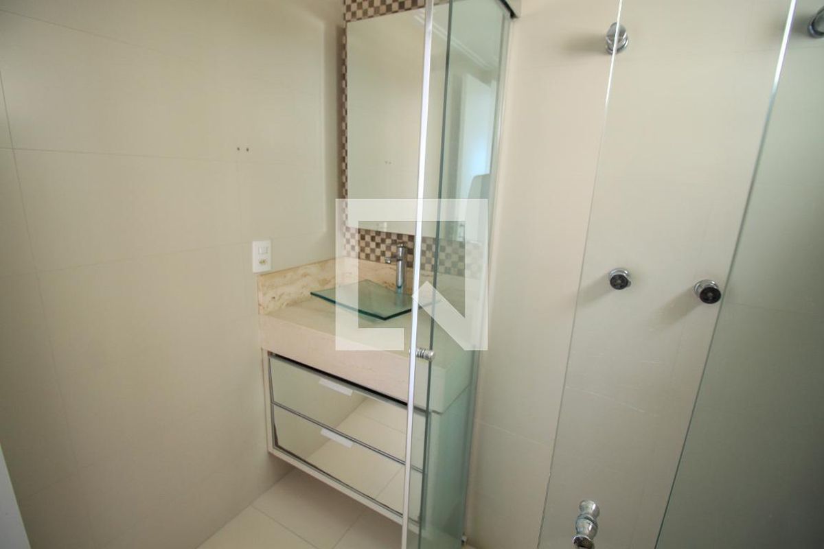 Apartamento, 3 quartos, 210 m² - Foto 42
